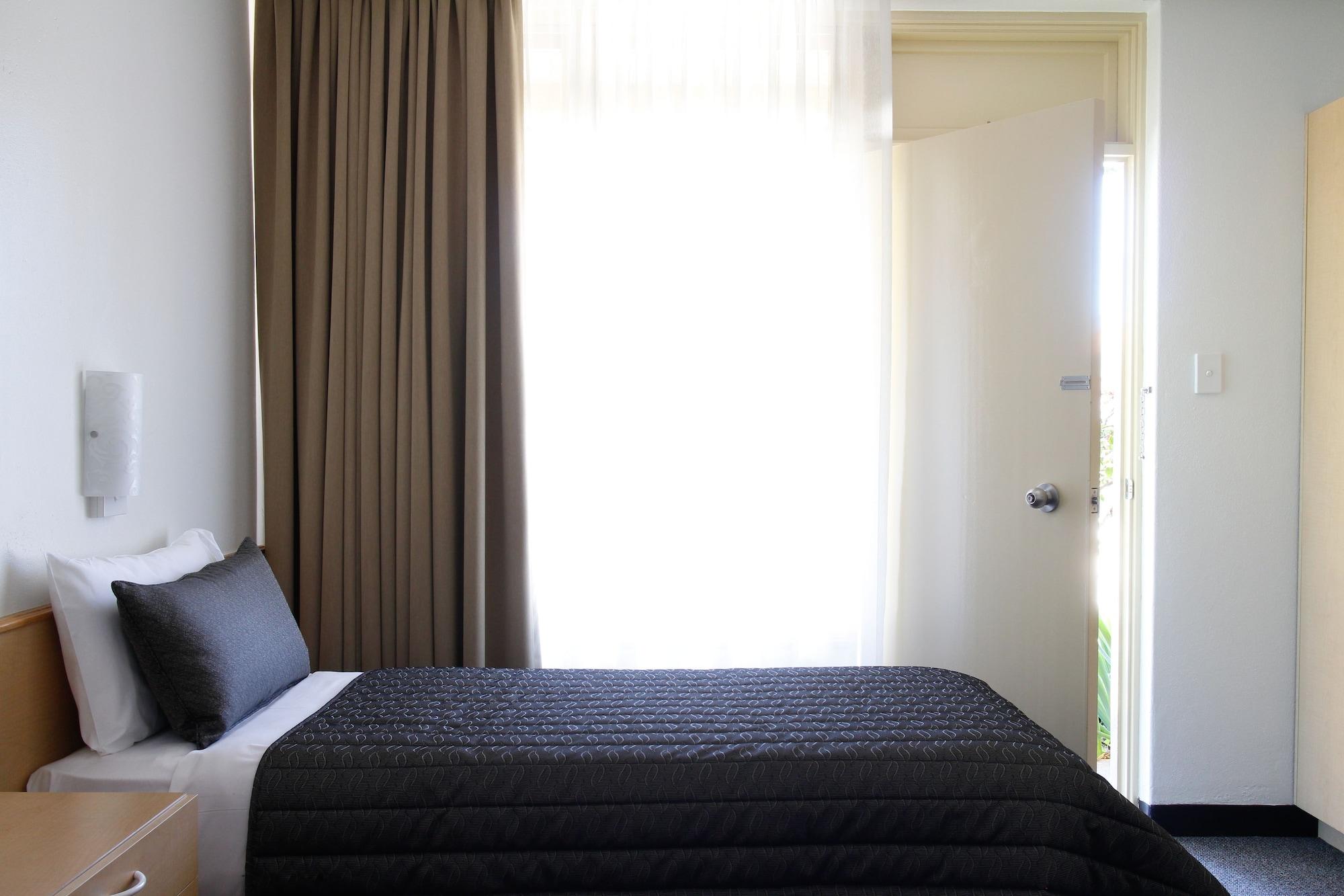 Mid City Motor Inn Queanbeyan Εξωτερικό φωτογραφία