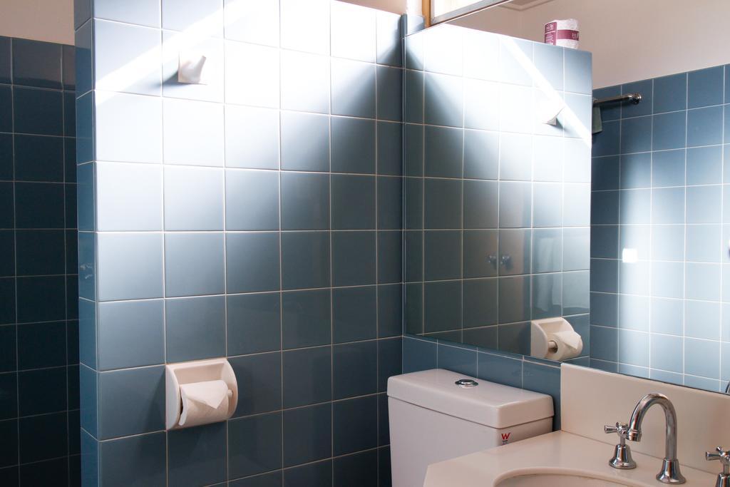 Mid City Motor Inn Queanbeyan Δωμάτιο φωτογραφία